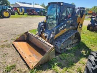 Image of John Deere 317G equipment image 1