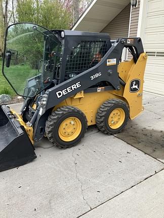 Image of John Deere 318G equipment image 3