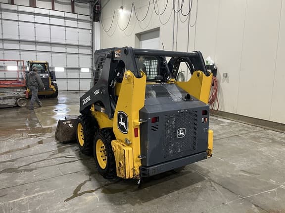 Image of John Deere 318G equipment image 4