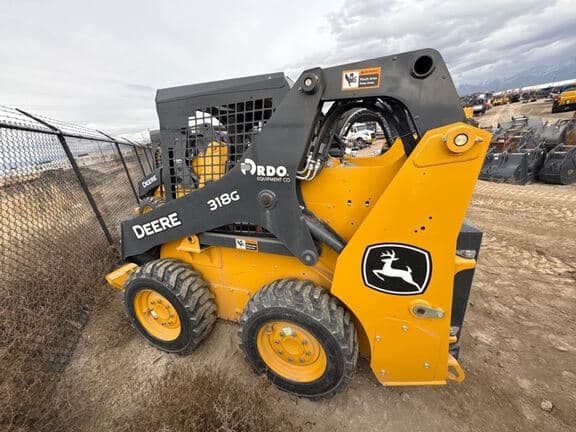 Image of John Deere 318G equipment image 3