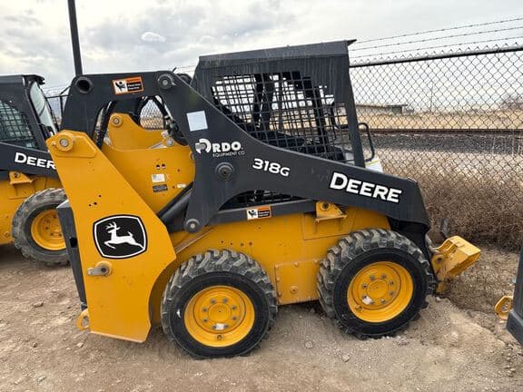 Image of John Deere 318G equipment image 2