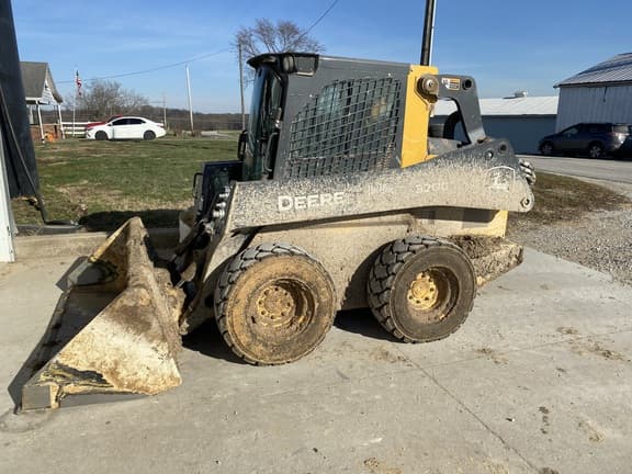 Image of John Deere 320G equipment image 2