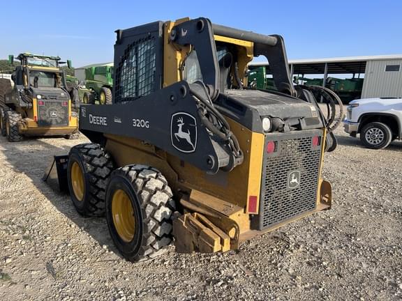 Image of John Deere 320G equipment image 4