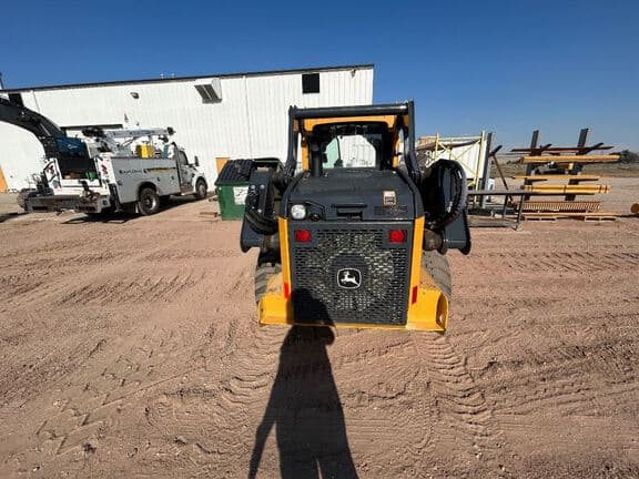 Image of John Deere 320G equipment image 3