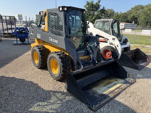 Image of John Deere 320G equipment image 1