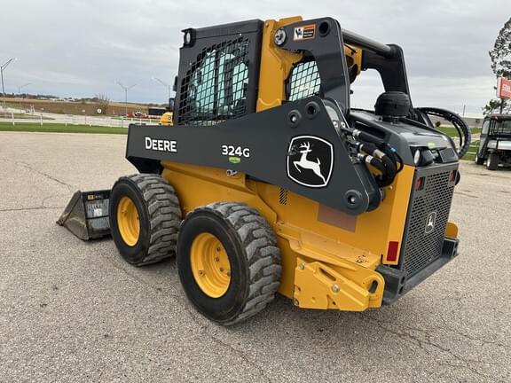 Image of John Deere 324G equipment image 2