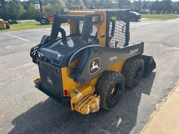 Image of John Deere 324G equipment image 2