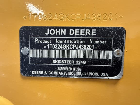 Image of John Deere 324G equipment image 3