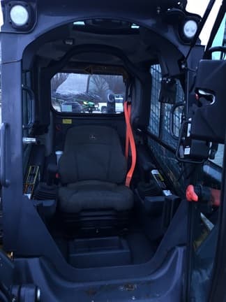 Image of John Deere 324G equipment image 4