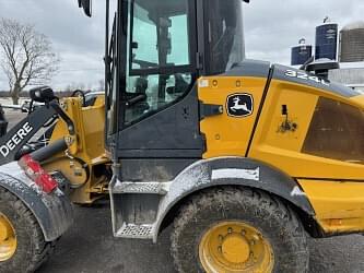 Image of John Deere 324L equipment image 2