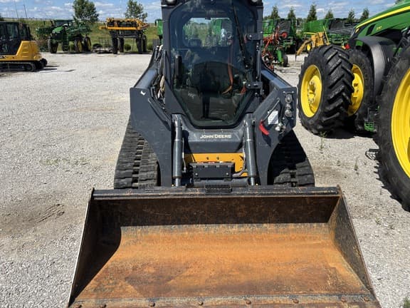 Image of John Deere 325G equipment image 3