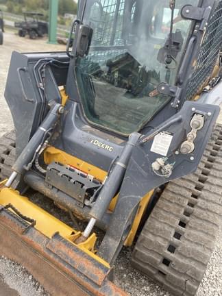 Image of John Deere 325G equipment image 4