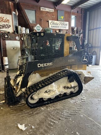 Image of John Deere 325G equipment image 1