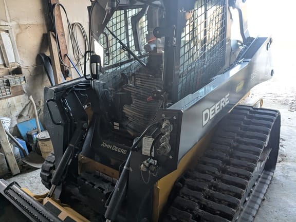 2023 John Deere 325G Equipment Image0