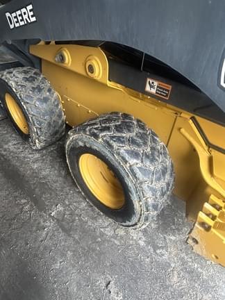 Image of John Deere 330G equipment image 3