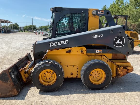 Image of John Deere 330G equipment image 1