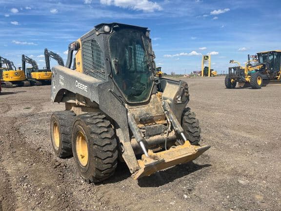 Image of John Deere 330G equipment image 4