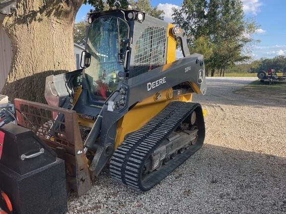 Image of John Deere 331G Primary image