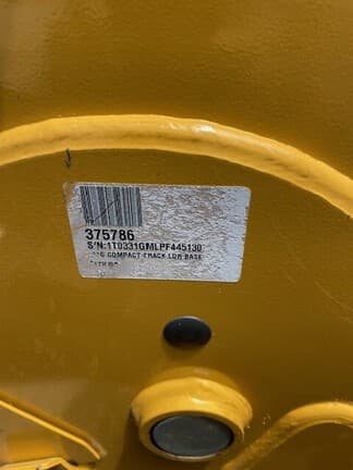 Image of John Deere 331G equipment image 3
