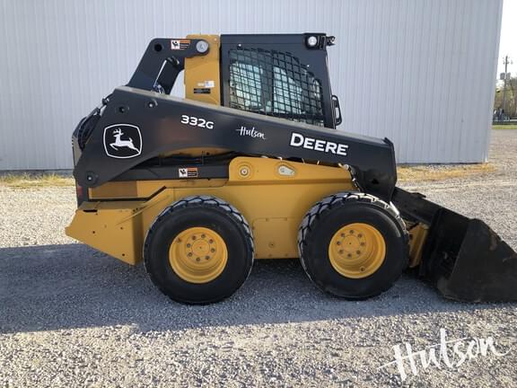 Image of John Deere 332G equipment image 4
