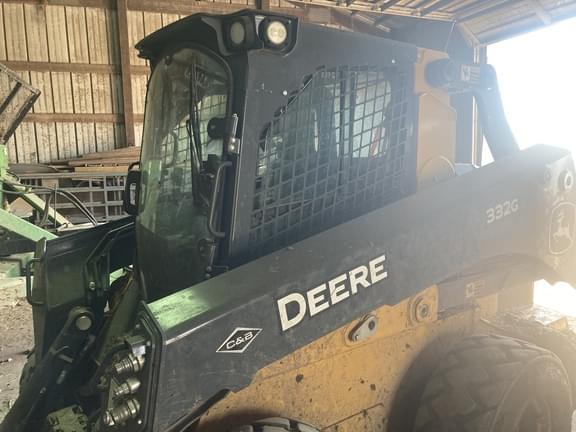 Image of John Deere 332G equipment image 3