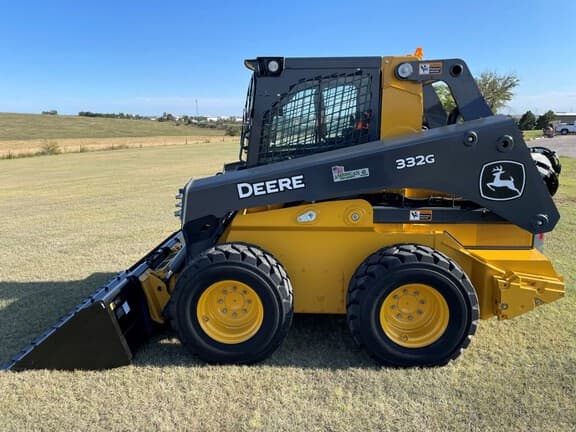 Image of John Deere 332G Primary image