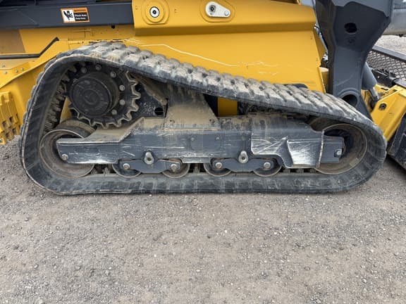 Image of John Deere 333G equipment image 4