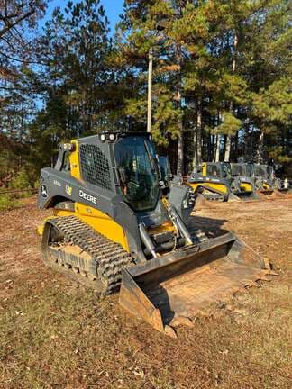 Image of John Deere 333G Primary image