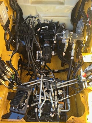 Image of John Deere 333G equipment image 1