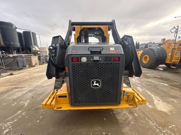 Image of John Deere 333G equipment image 3
