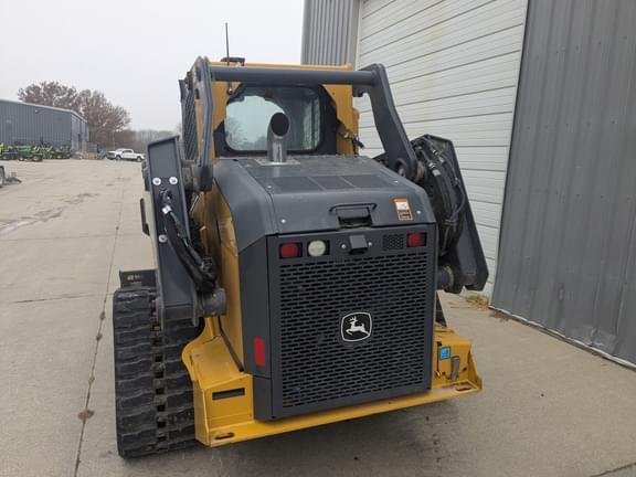 Image of John Deere 333G equipment image 2