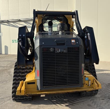 Image of John Deere 333G equipment image 3