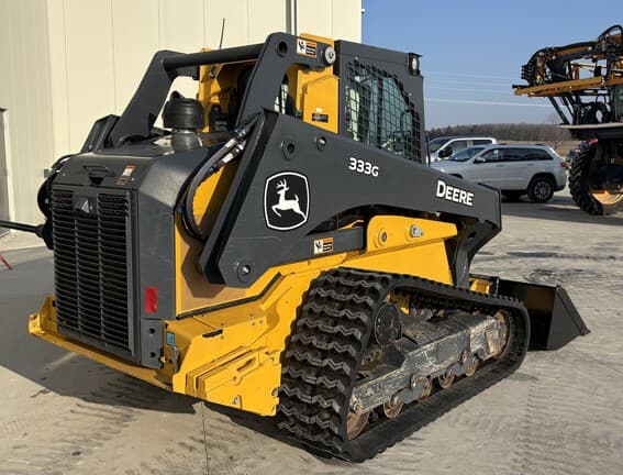Image of John Deere 333G equipment image 2
