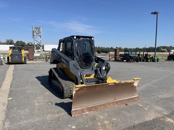 Image of John Deere 333G equipment image 2