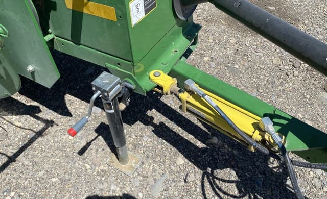 Image of John Deere 348 equipment image 4