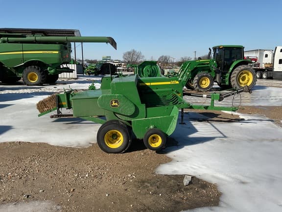 Image of John Deere 348 equipment image 2