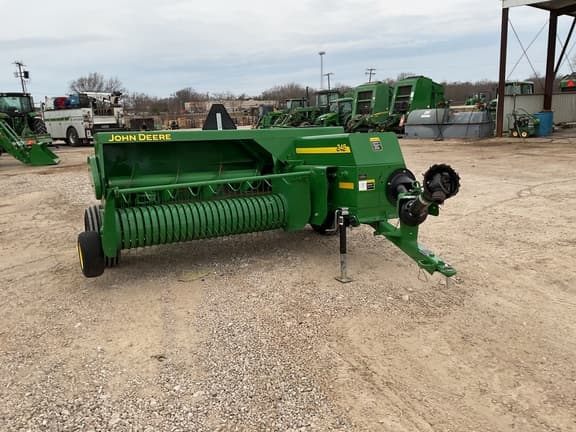 Image of John Deere 348 equipment image 3