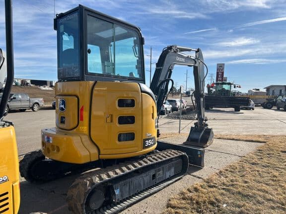 Image of John Deere 35G equipment image 4
