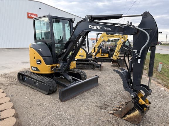 Image of John Deere 35G equipment image 3