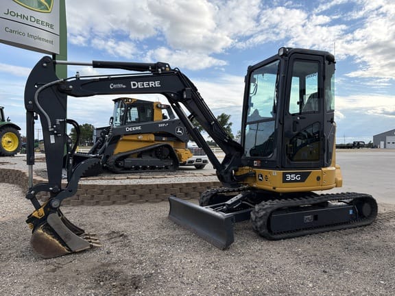 2023 John Deere 35G Equipment Image0