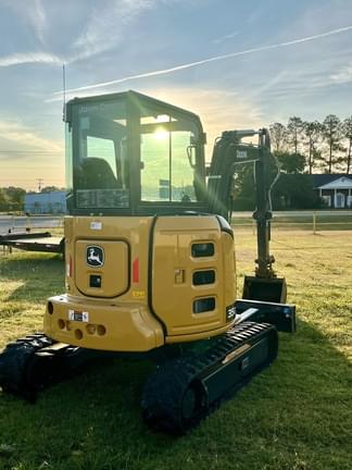 Image of John Deere 35G equipment image 3