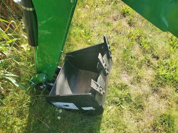 Image of John Deere 375A equipment image 4
