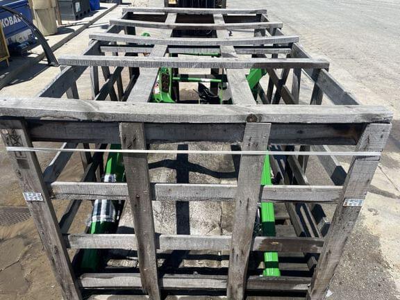 Image of John Deere 400E equipment image 1