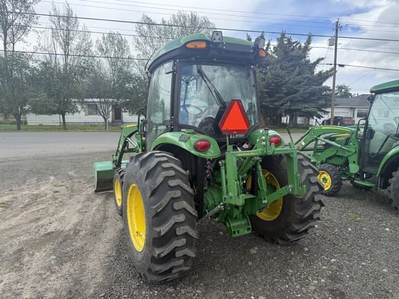 Image of John Deere 4044R equipment image 4