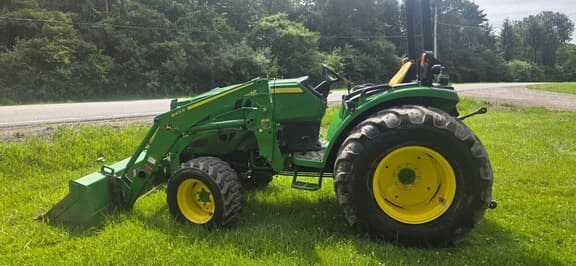 Image of John Deere 4052M Primary image