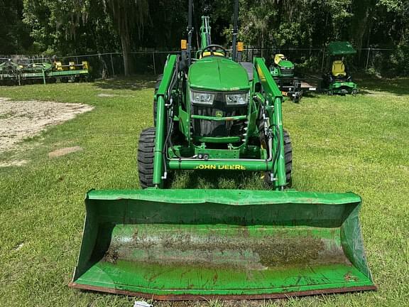 Image of John Deere 4052M equipment image 1