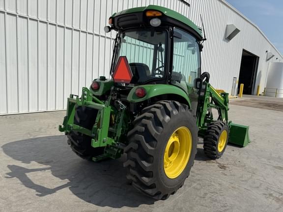 Image of John Deere 4052R equipment image 1