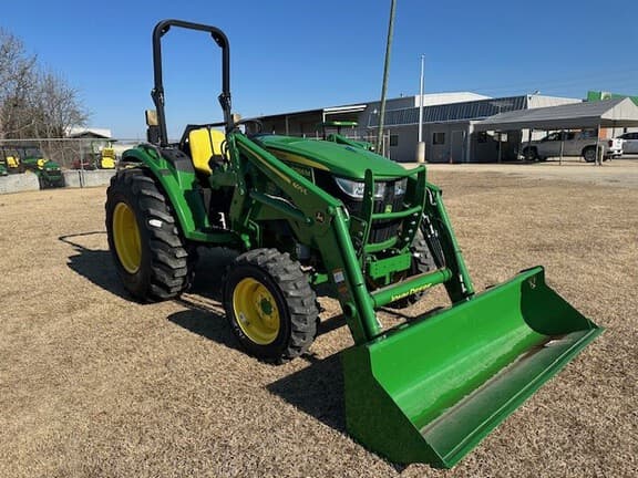 Image of John Deere 4066M equipment image 1