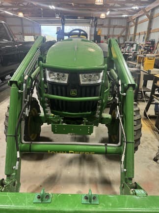 Image of John Deere 4066M equipment image 2