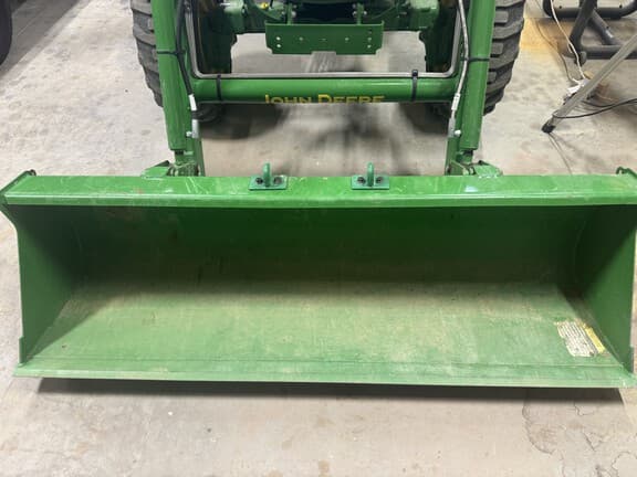 Image of John Deere 4066M equipment image 3